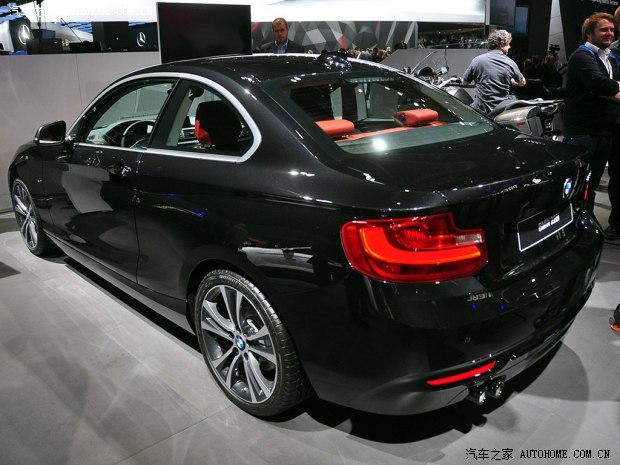 RR(M)R2ϵ2014 228i