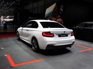RR(M)R2ϵ2014 M235i